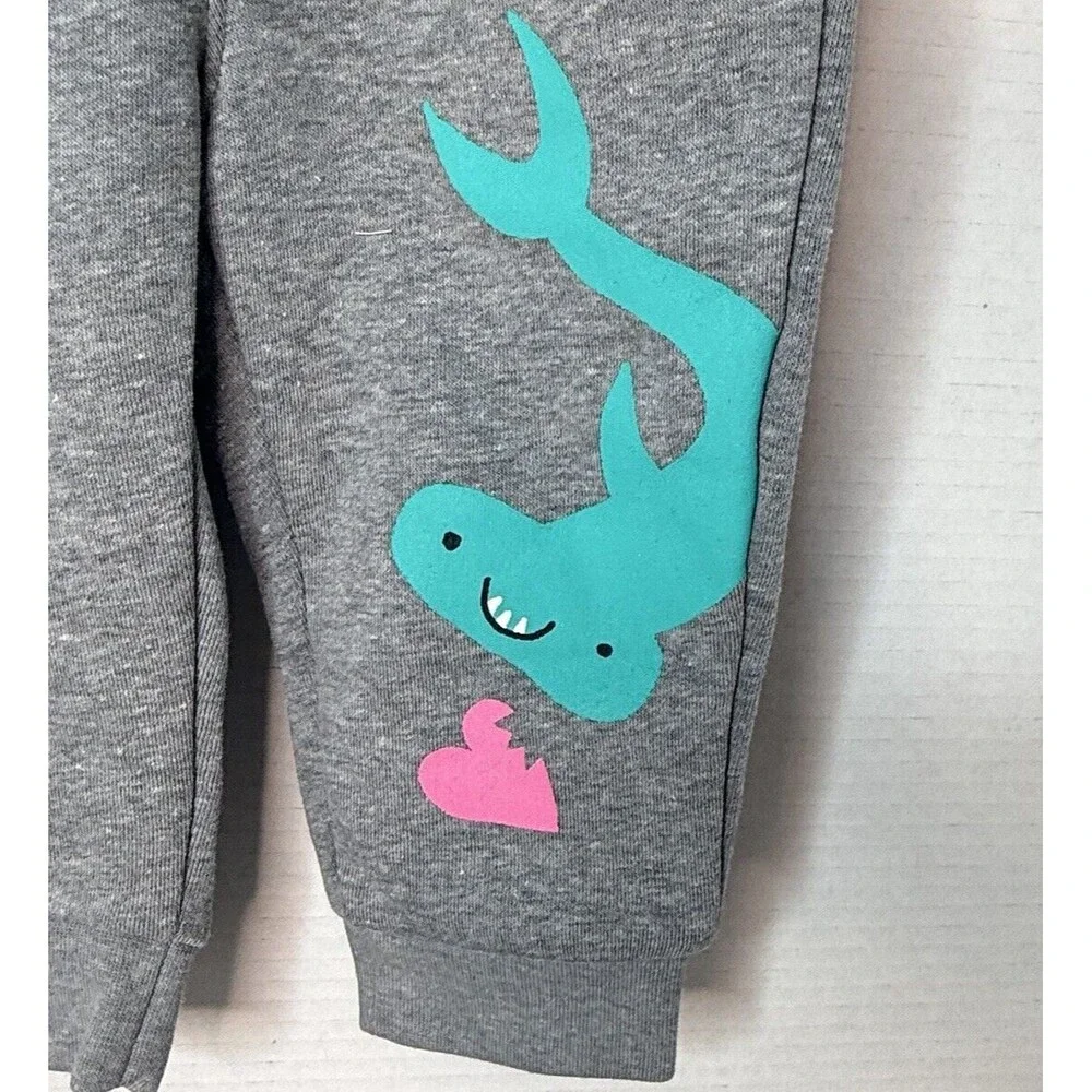 Cat & Jack Infant Boys Shark Valentines Outfit Pants Sweatshirt Cream Gray NEW!